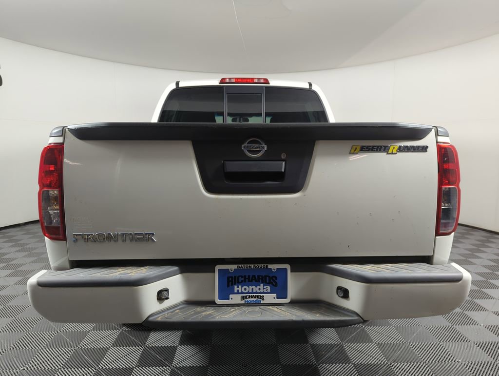 Used 2015 Nissan Frontier Desert Runner RWD image 4