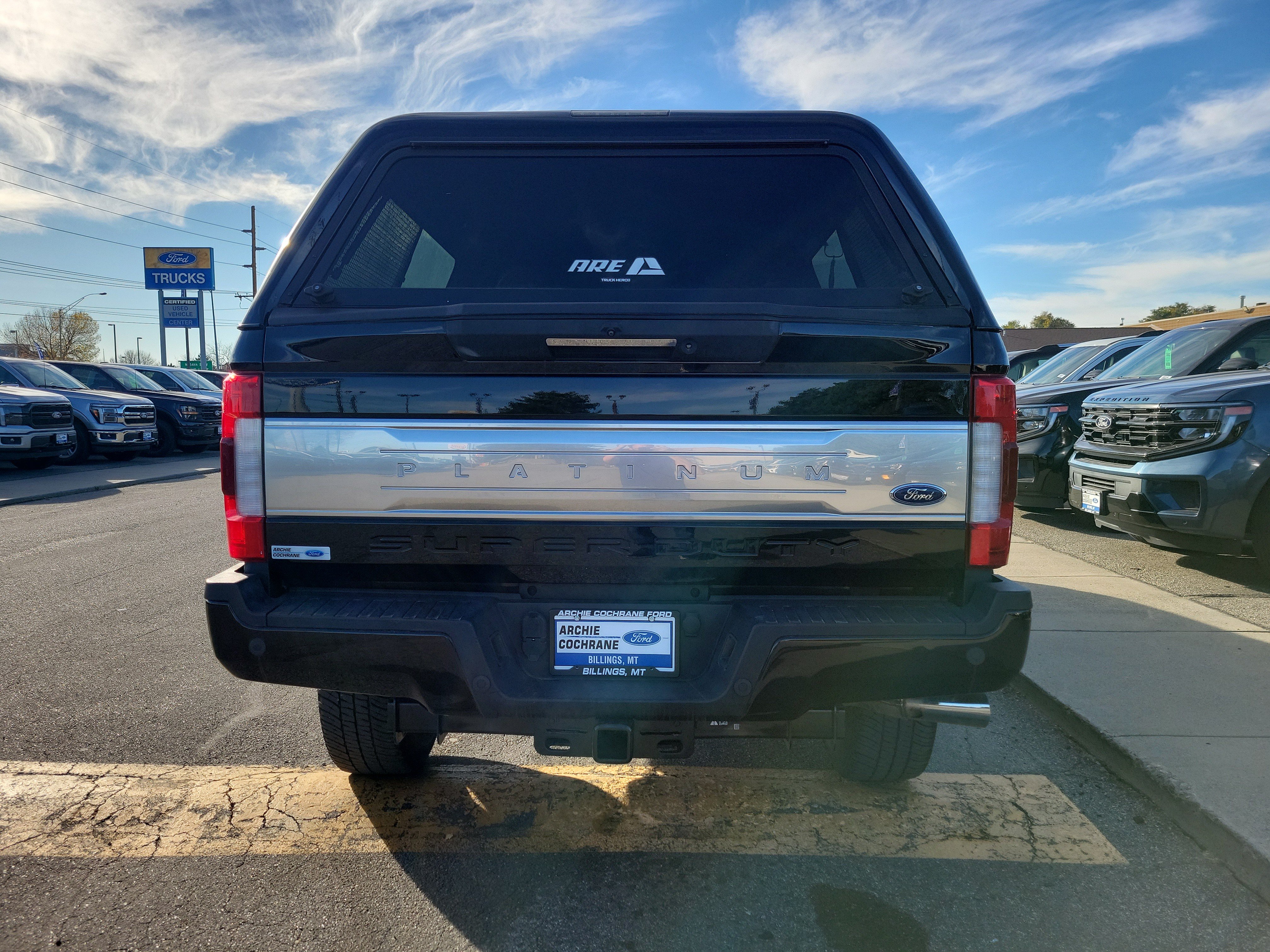 Certified 2018 Ford F350 Platinum w/ Platinum Ultimate Package AWD/4WD image 4