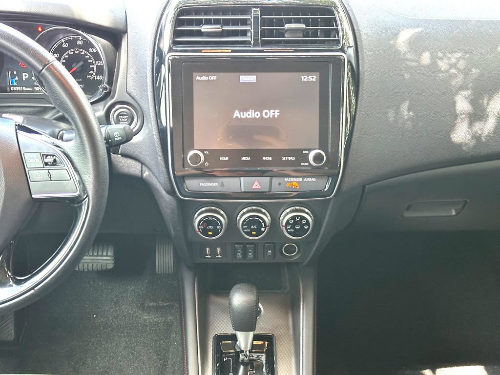 Used 2024 Mitsubishi Outlander Sport ES AWD/4WD image 29