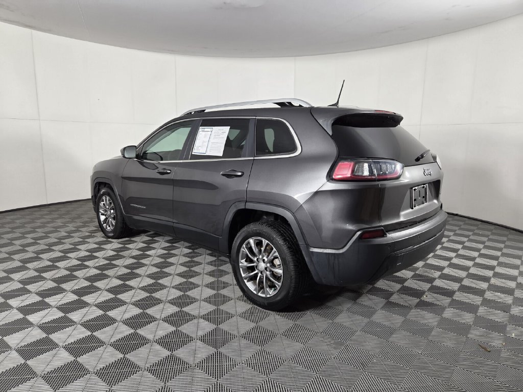 Used 2019 Jeep Cherokee Latitude Plus FWD image 7