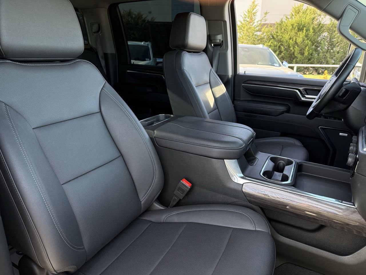 Certified 2024 Chevrolet Silverado 2500 LTZ w/ LTZ Plus Package image 23