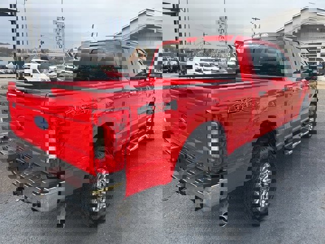 Used 2018 Ford F250 Lariat w/ Chrome Package image 12