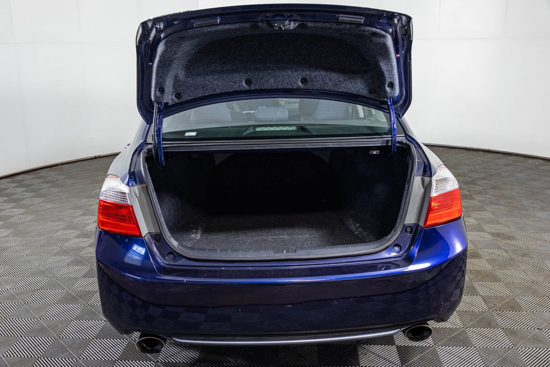 Used 2015 Honda Accord Sport image 38
