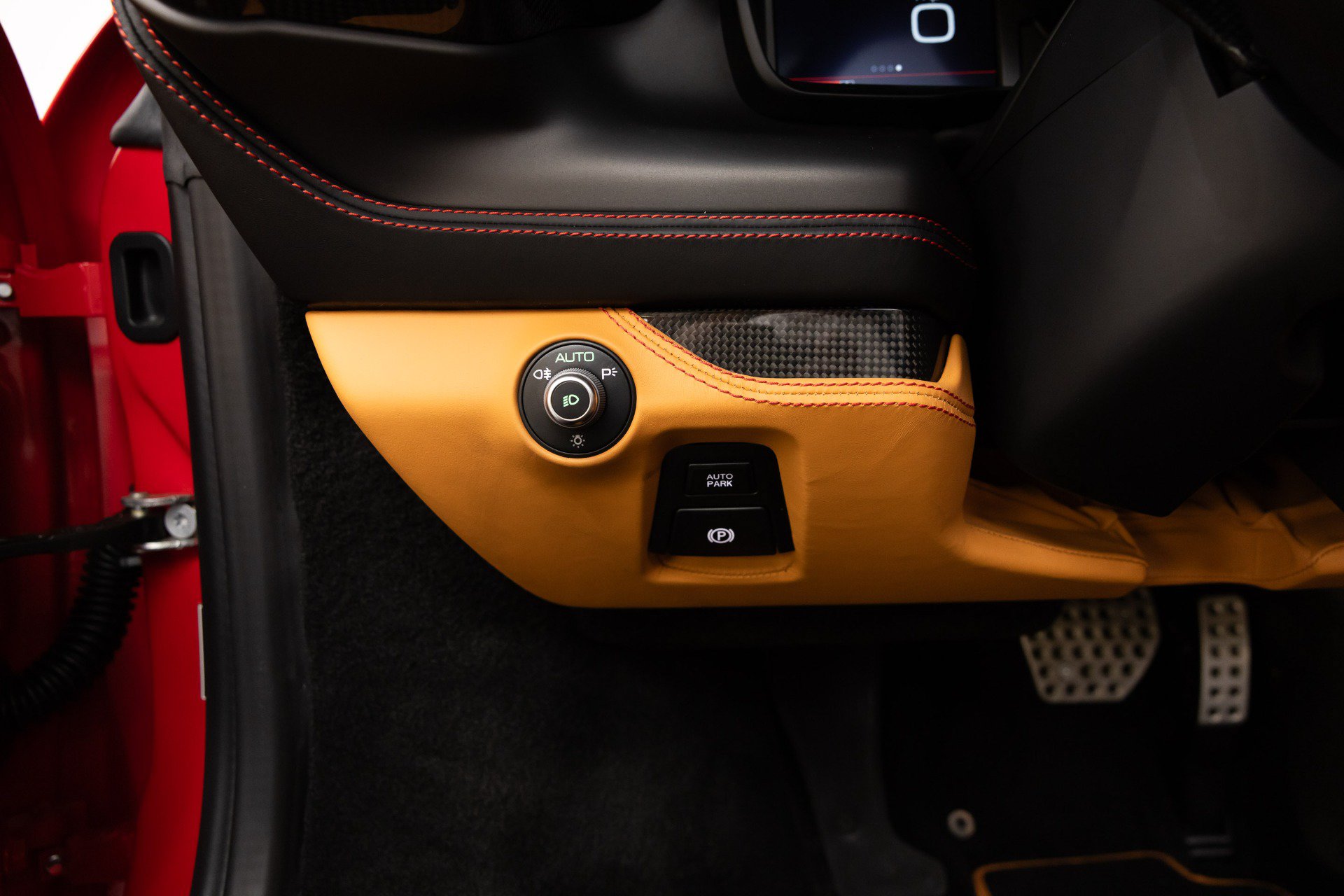 Certified 2021 Ferrari F8 Tributo RWD image 92