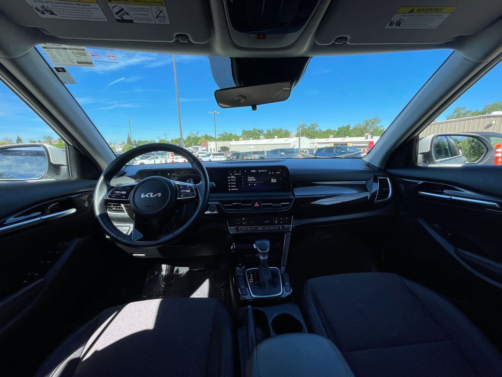 Used 2025 Kia Seltos S FWD image 34