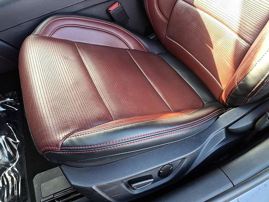 Used 2024 Ford Mustang Premium image 21