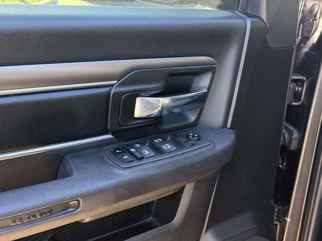 Used 2022 RAM 1500 Classic Warlock w/ Electronics Group AWD/4WD image 33