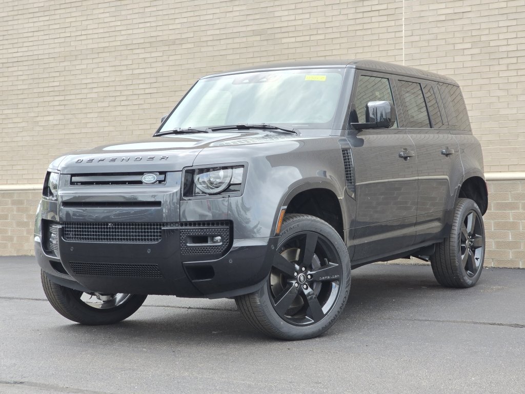 New 2025 Land Rover Defender 110 X-Dynamic SE image 2