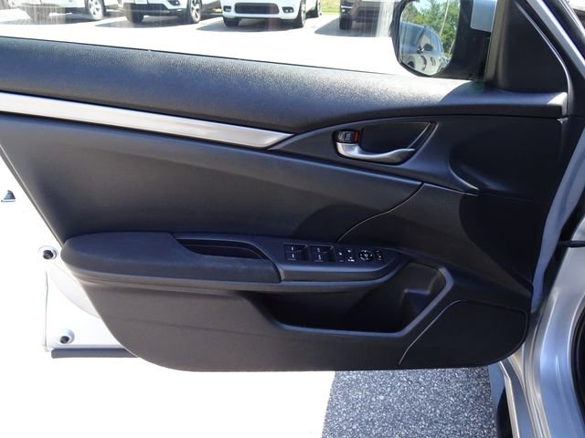 Used 2018 Honda Civic Sport image 12