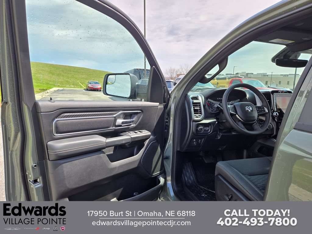 New 2026 RAM 1500 Big Horn AWD/4WD image 10