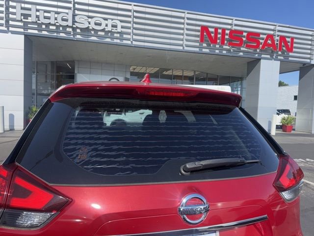 Used 2017 Nissan Rogue S FWD image 8