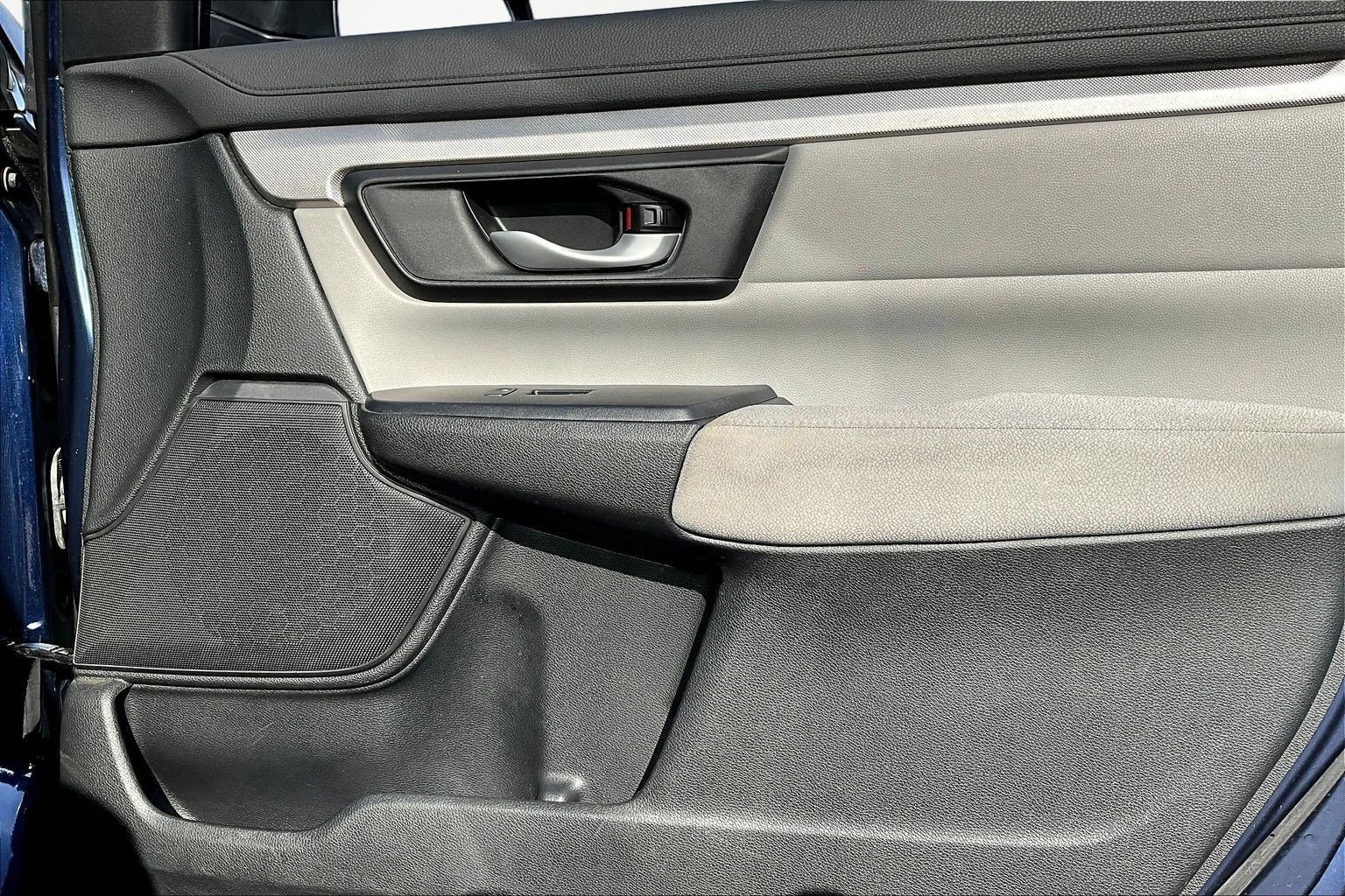 Used 2018 Honda CR-V LX image 28