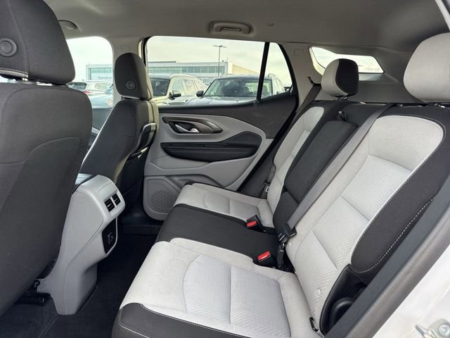 Used 2024 GMC Terrain SLE image 10