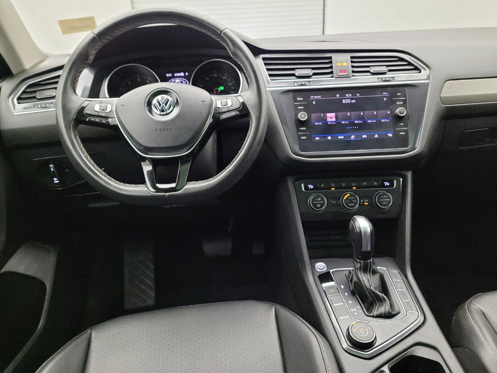 Used 2021 Volkswagen Tiguan SE image 22