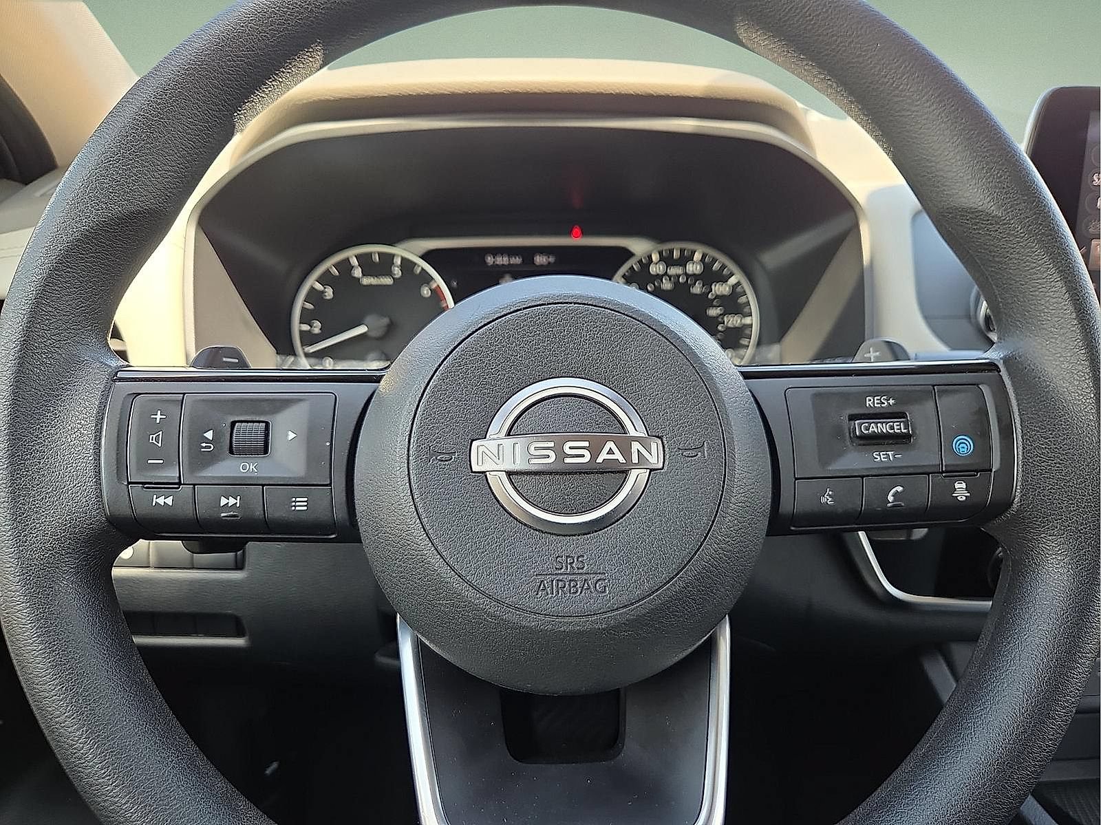 Used 2023 Nissan Rogue SV FWD image 24