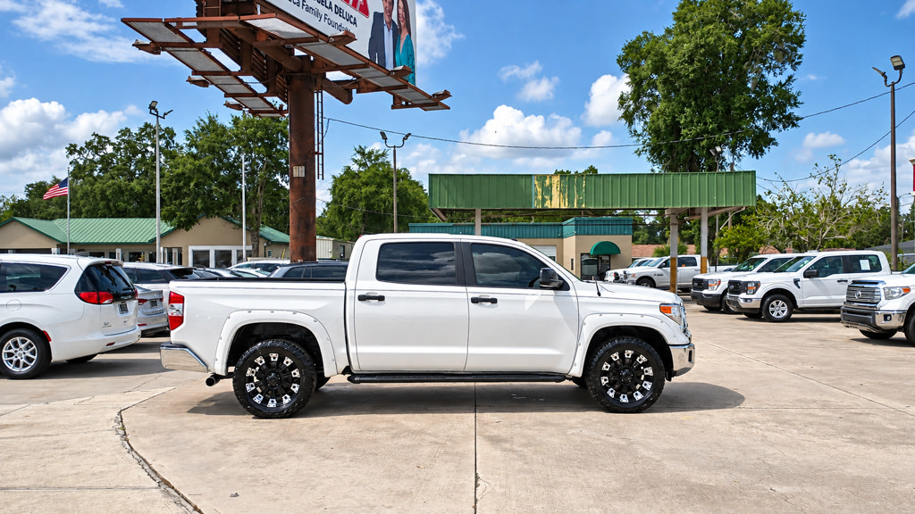 Used 2016 Toyota Tundra SR5 w/ SR5 Upgrade Package RWD image 34