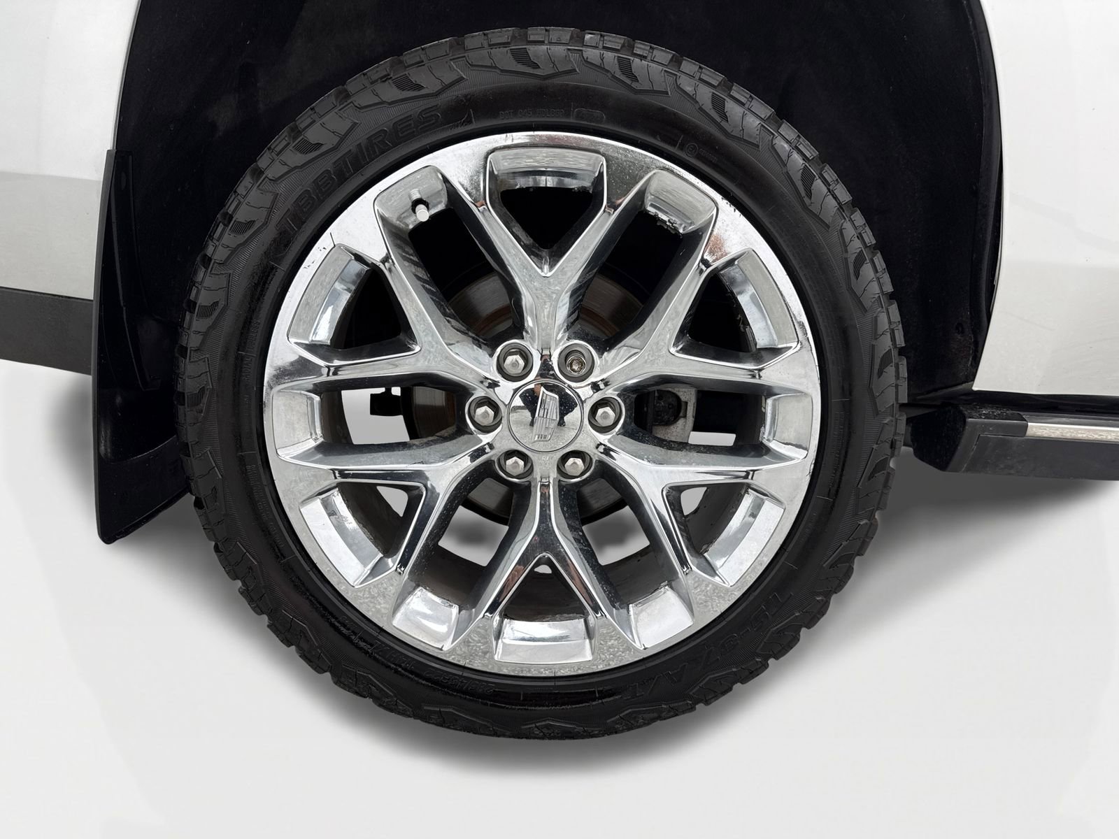 Used 2018 Cadillac Escalade Premium Luxury AWD/4WD image 52