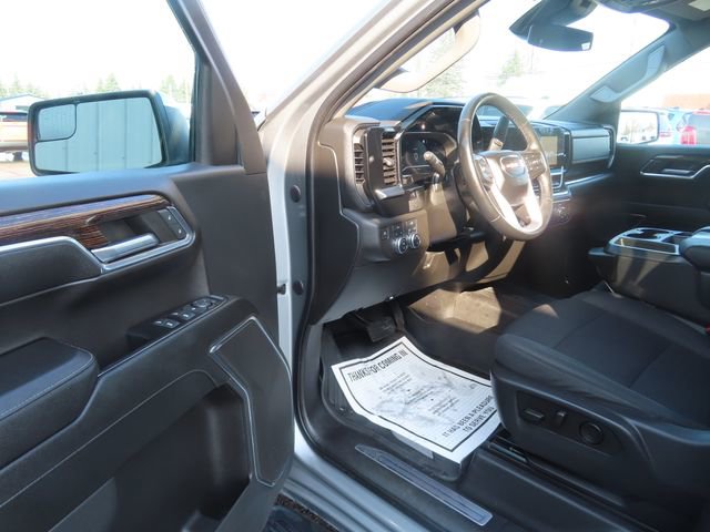 Used 2023 GMC Sierra 1500 SLE image 17