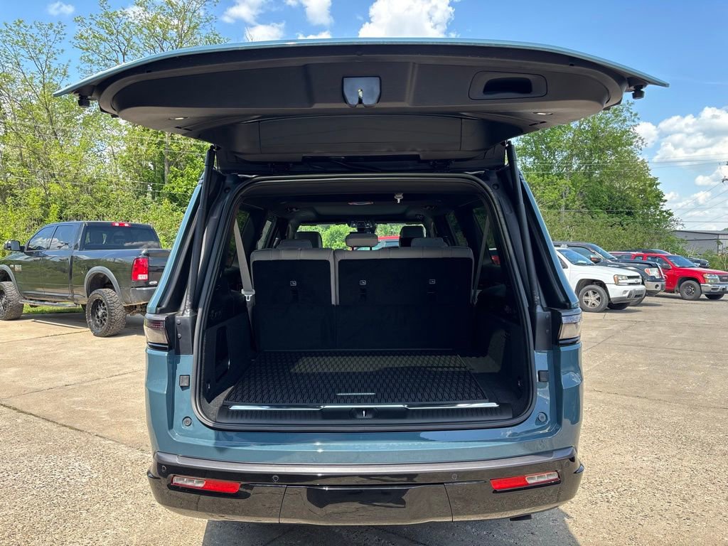 New 2026 Jeep Grand Wagoneer L Summit AWD/4WD image 43