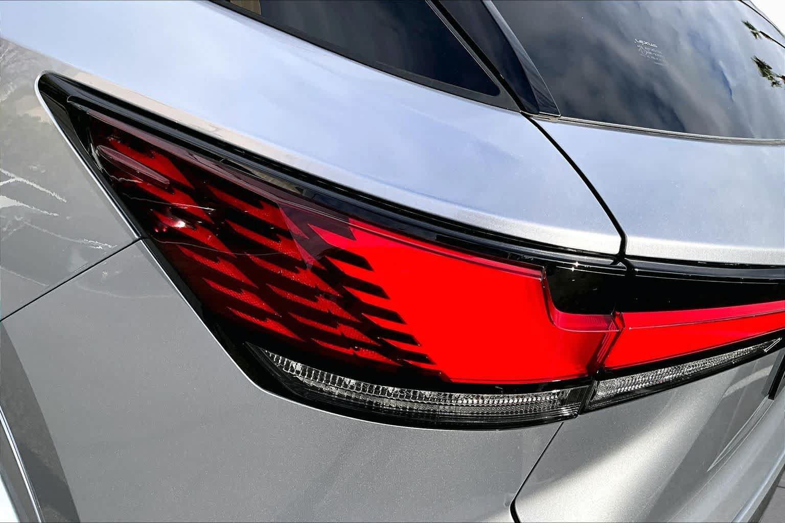 New 2026 Lexus RX 450h AWD w/ Convenience Package image 12