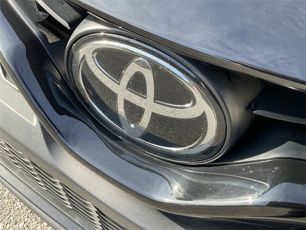 Used 2024 Toyota Camry SE image 27