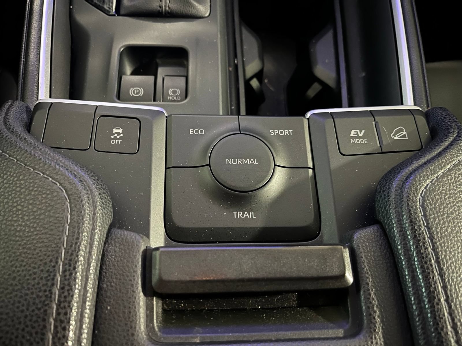 Used 2024 Toyota Grand Highlander AWD Hybrid image 27