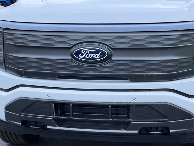 New 2025 Ford F150 Lightning Lariat AWD/4WD image 45