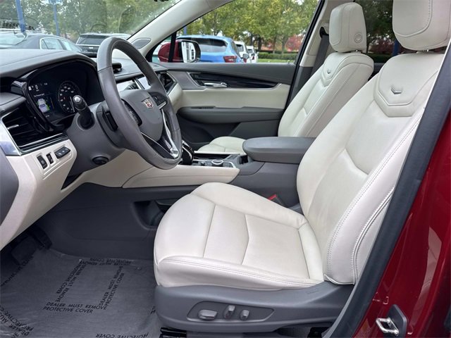 Used 2021 Cadillac XT6 Premium Luxury image 15