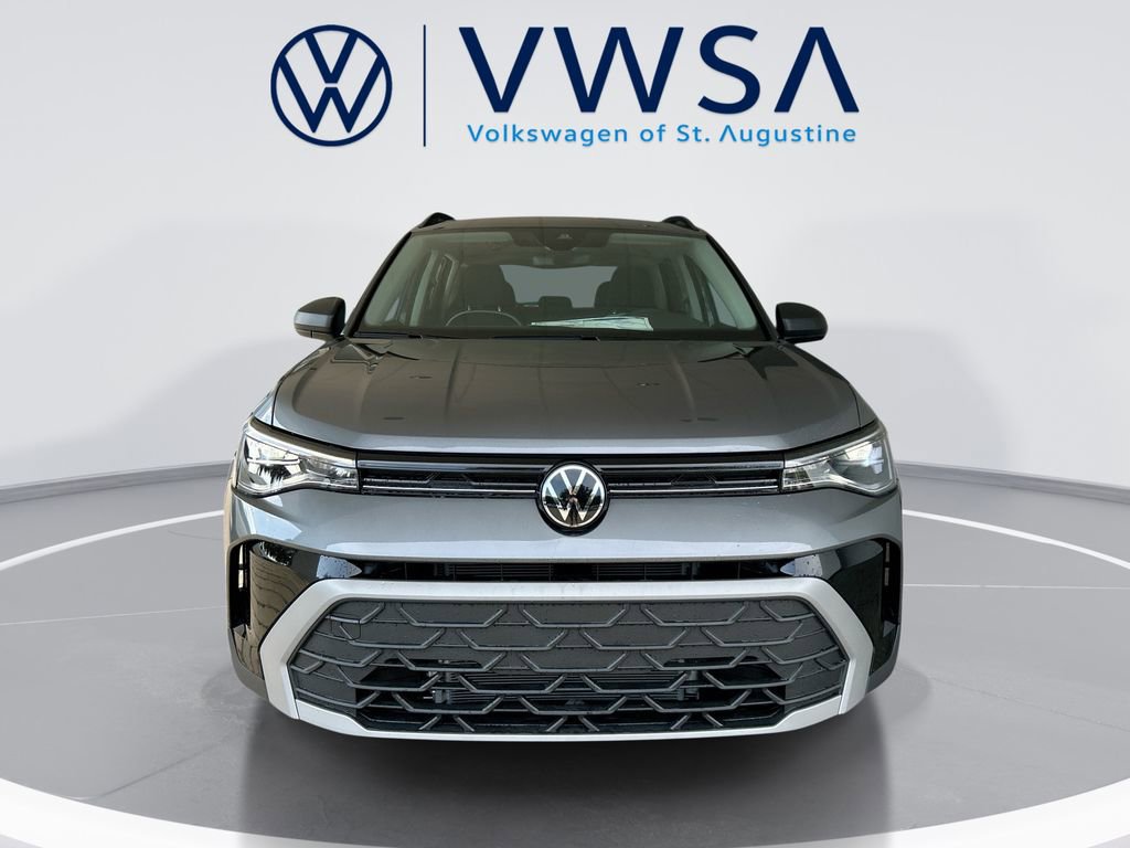 Certified 2025 Volkswagen Taos S FWD image 2