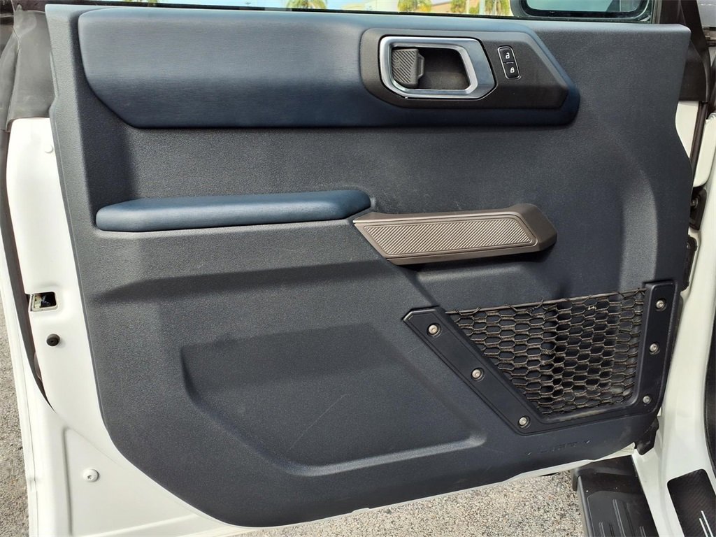 Used 2023 Ford Bronco Outer Banks image 23