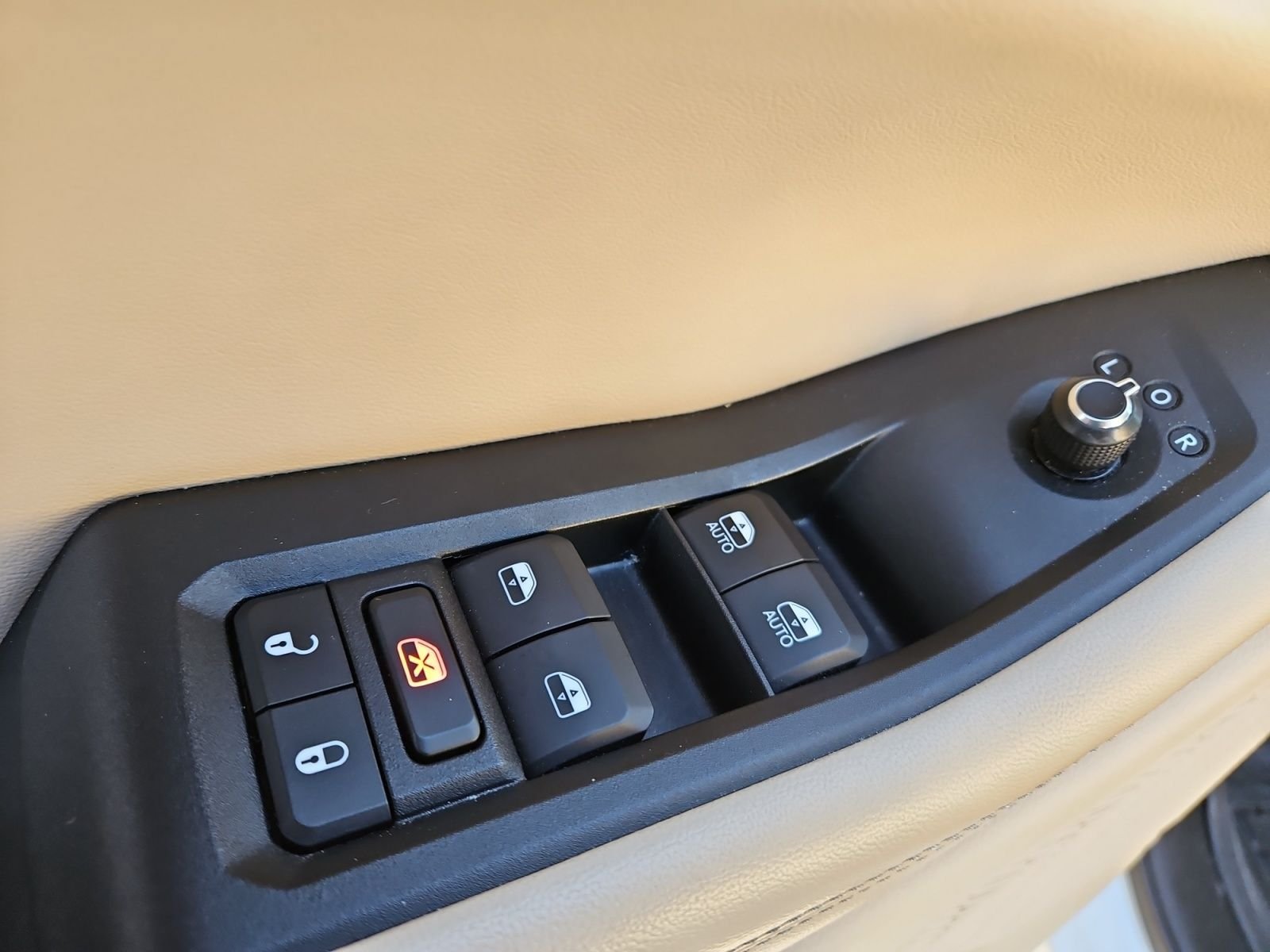 Used 2023 Jeep Grand Cherokee Limited RWD image 21