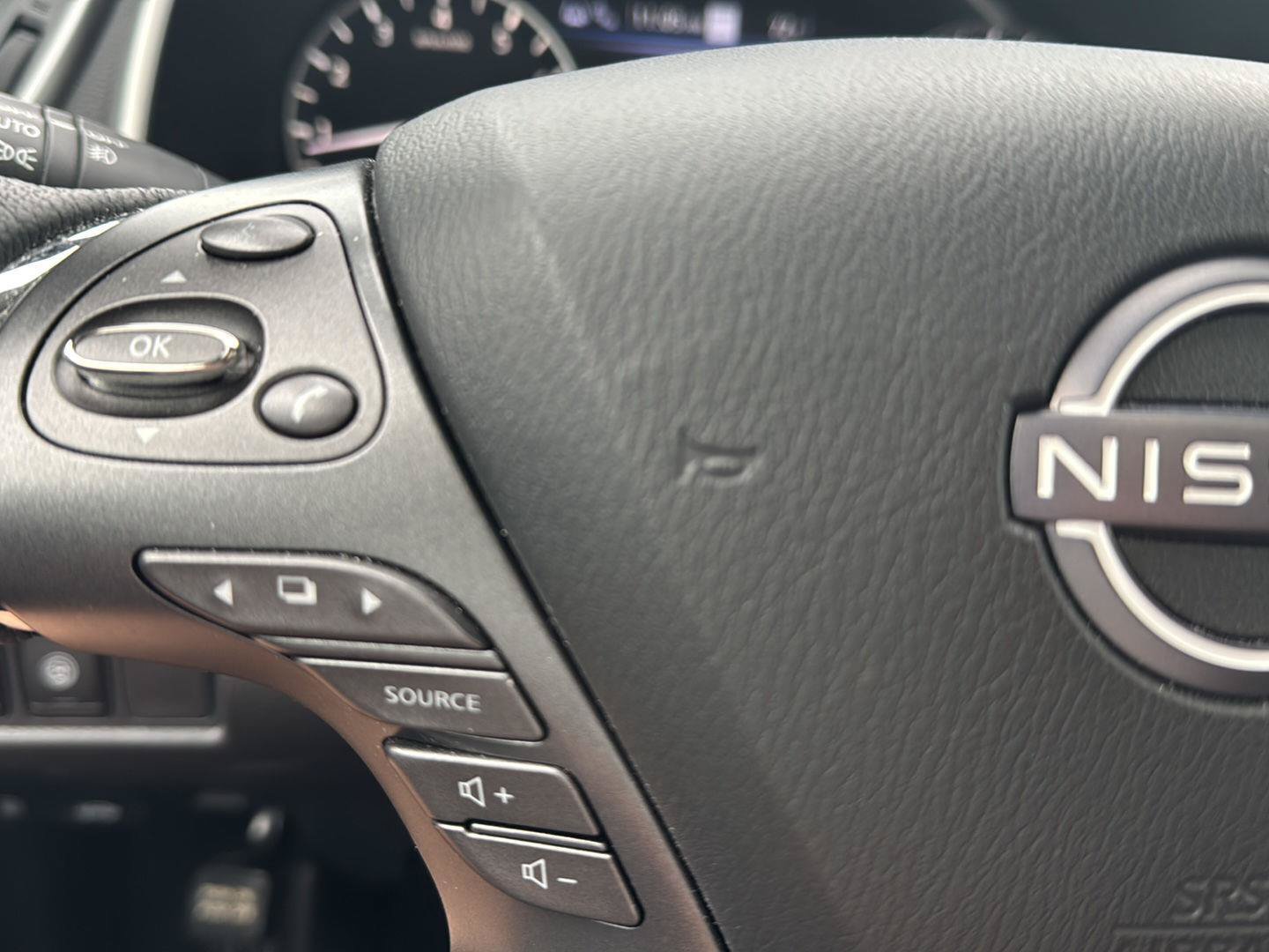 Used 2024 Nissan Murano SL AWD/4WD image 17