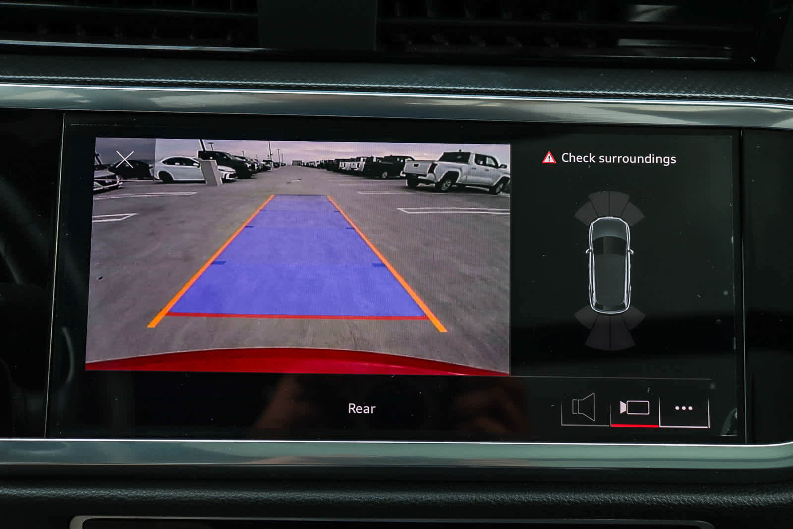 Used 2023 Audi Q3 2.0T Premium w/ 19" Wheel Package image 37