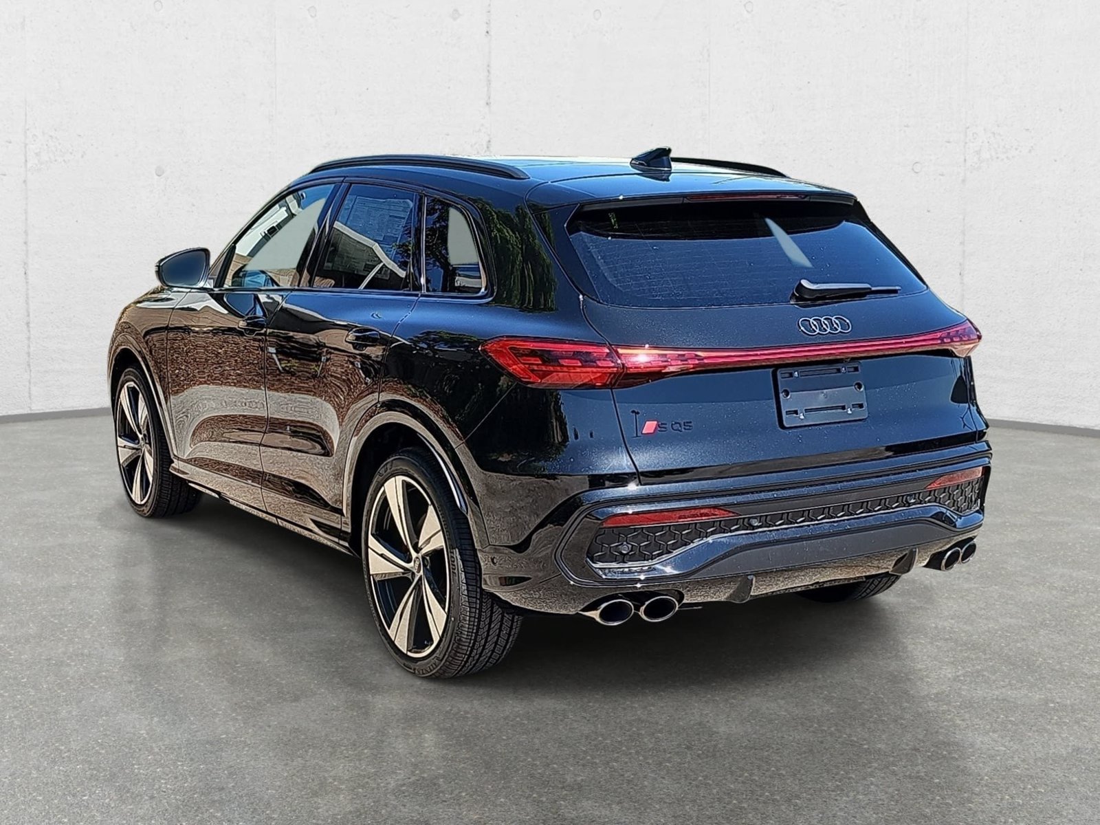 New 2026 Audi SQ5 Premium Plus AWD/4WD image 7