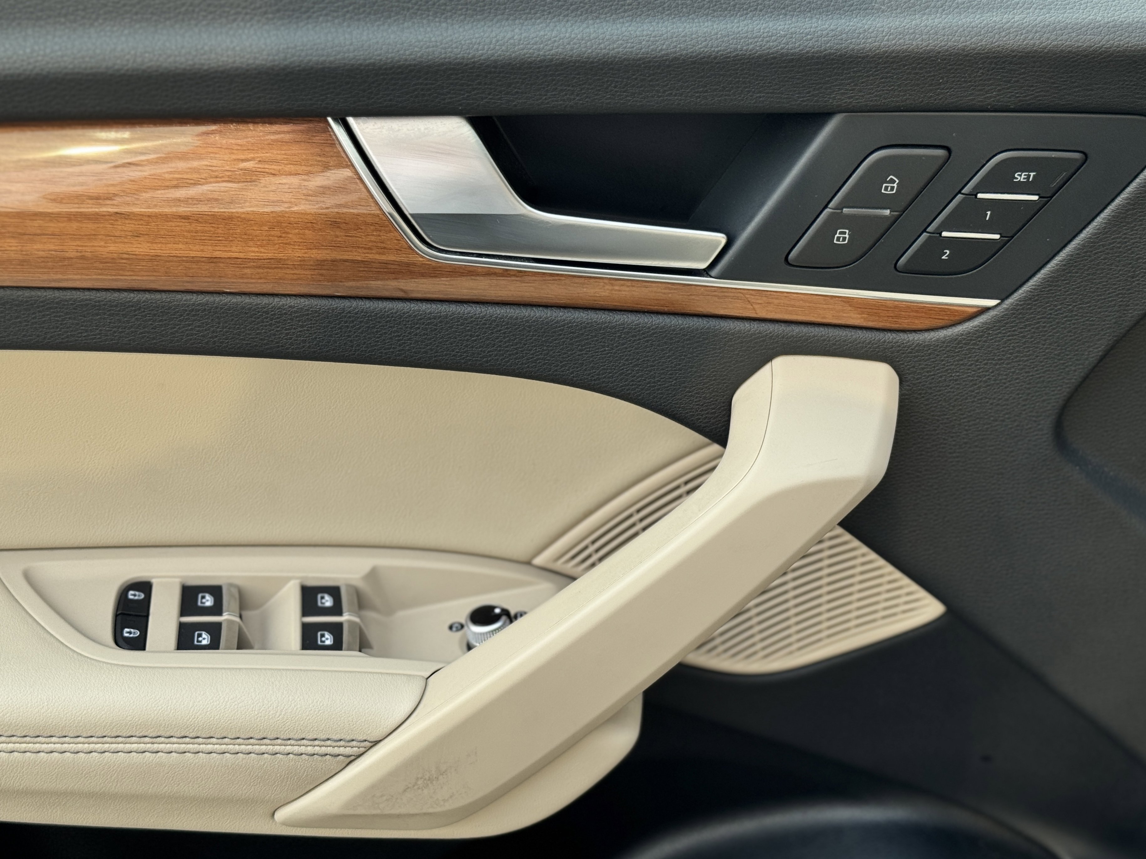 Certified 2022 Audi Q5 2.0T Premium Plus w/ Premium Plus Package image 14