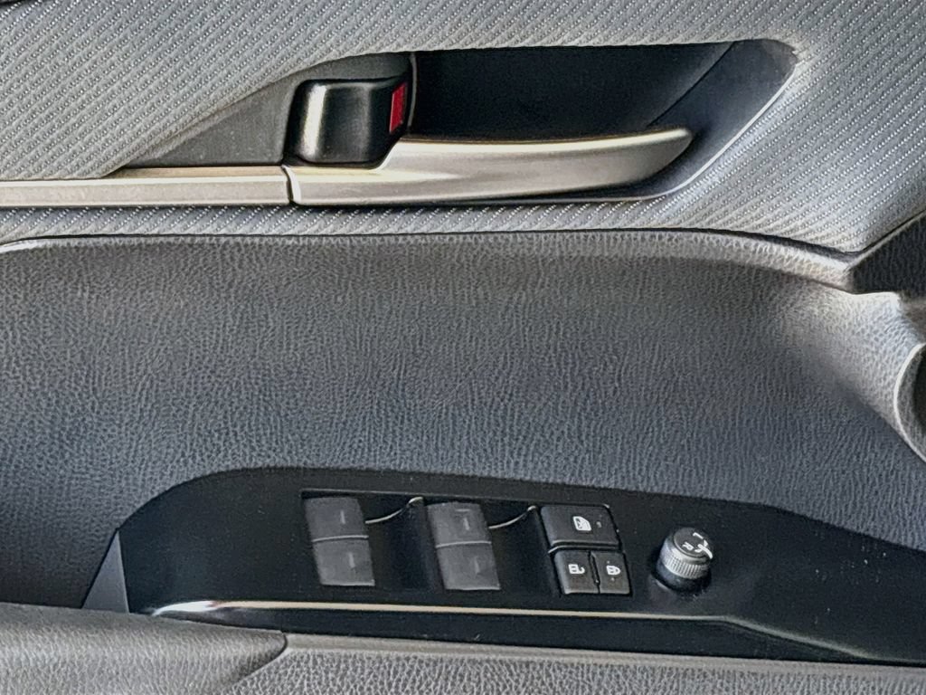 Used 2026 Toyota Camry SE w/ Convenience Package FWD image 23