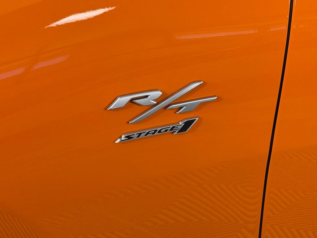 Used 2025 Dodge Charger R/T w/ Sun & Sound Package image 13