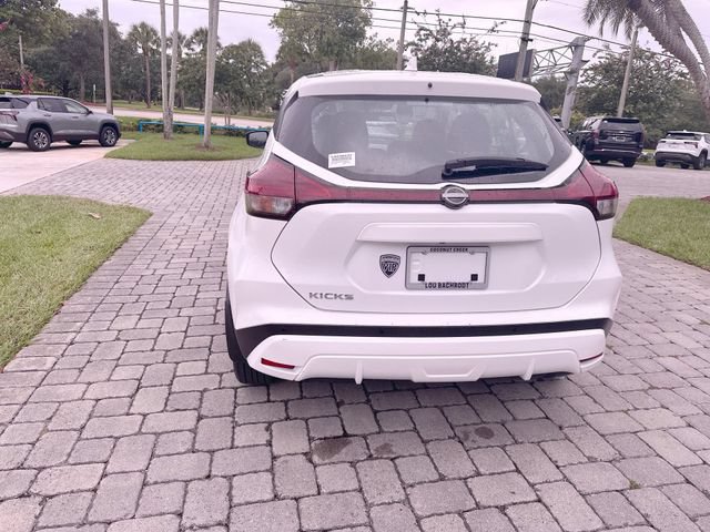 Used 2024 Nissan Kicks S FWD image 30
