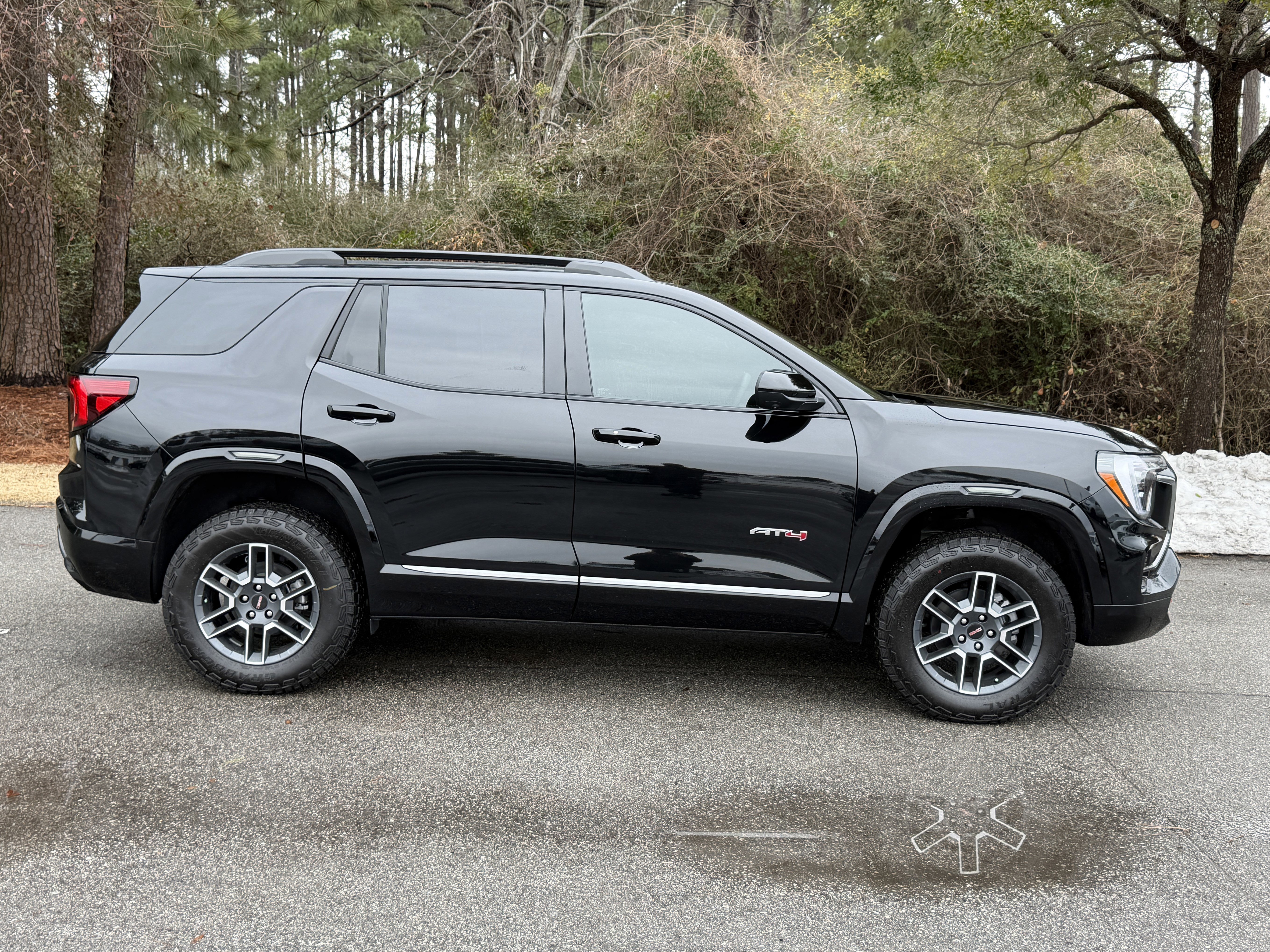 New 2026 GMC Terrain AT4 w/ Technology Package II AWD/4WD image 44