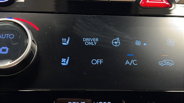 Used 2026 Hyundai Santa Fe Calligraphy AWD/4WD image 32