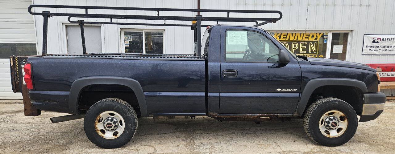Used 2006 Chevrolet Silverado 2500 W/T RWD image 2