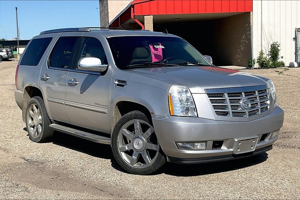 Used 2011 Cadillac Escalade Luxury