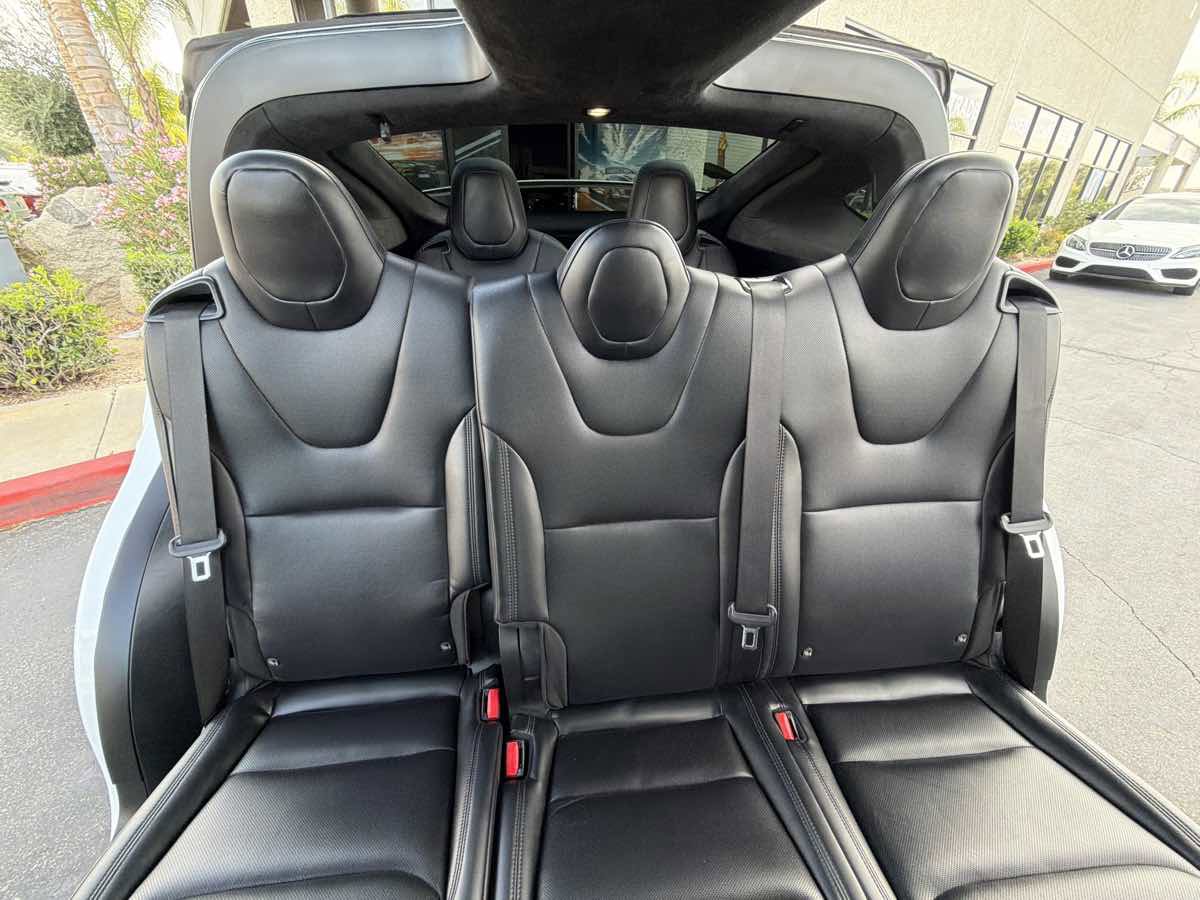 Used 2023 Tesla Model X AWD/4WD image 28