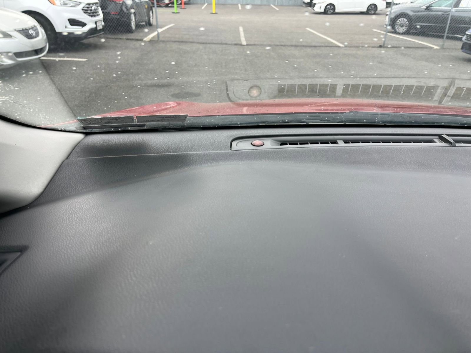 Used 2018 Toyota Corolla LE FWD image 32