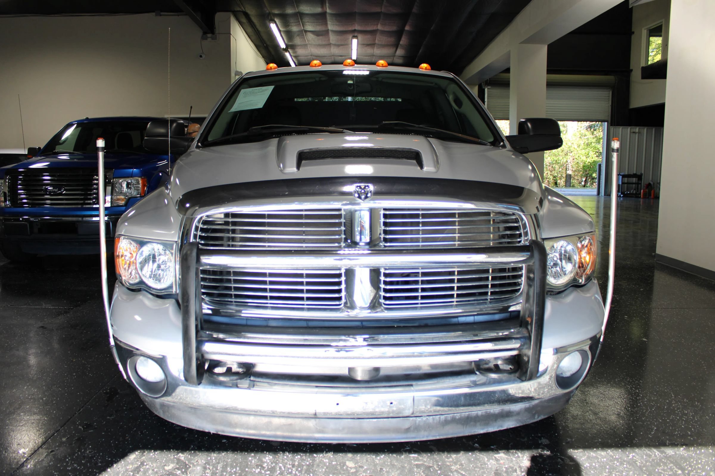 Used 2005 Dodge Ram 2500 Truck SLT RWD image 11