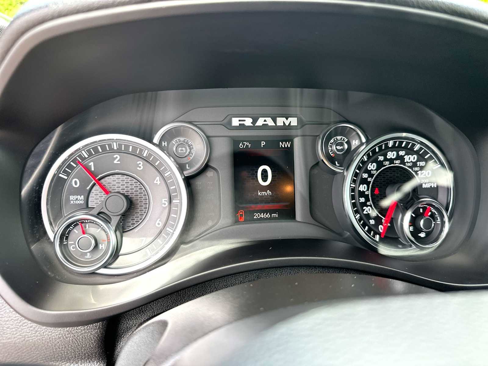 Used 2024 RAM 2500 Big Horn w/ Bed Utility Group image 19