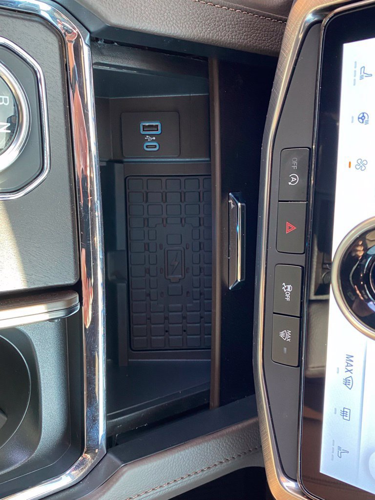 Certified 2024 Ford Expedition King Ranch AWD/4WD image 10