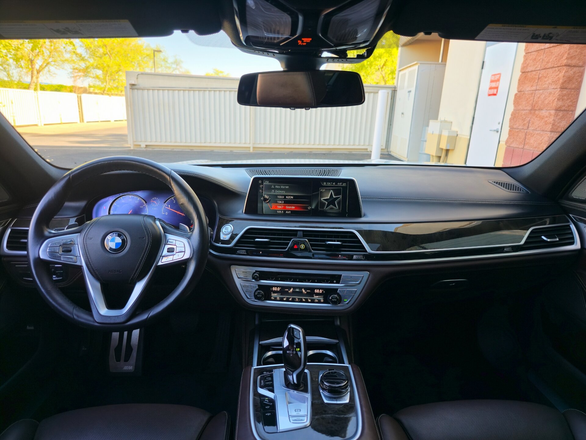 Used 2016 BMW 740i RWD image 17