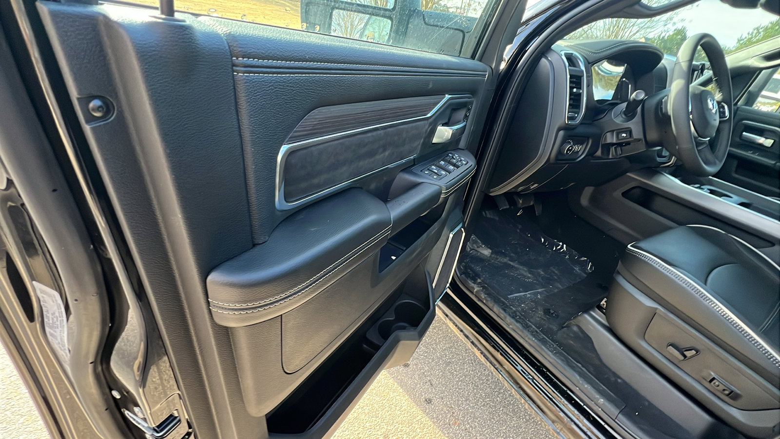 New 2026 RAM 2500 Limited image 14