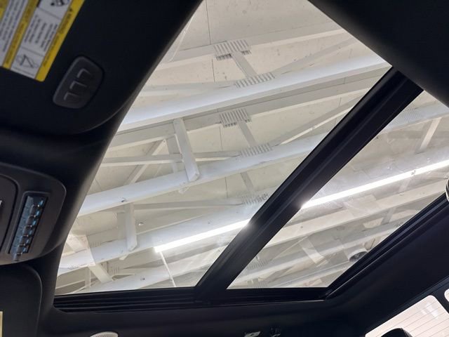 Used 2024 Ford F250 Platinum image 15